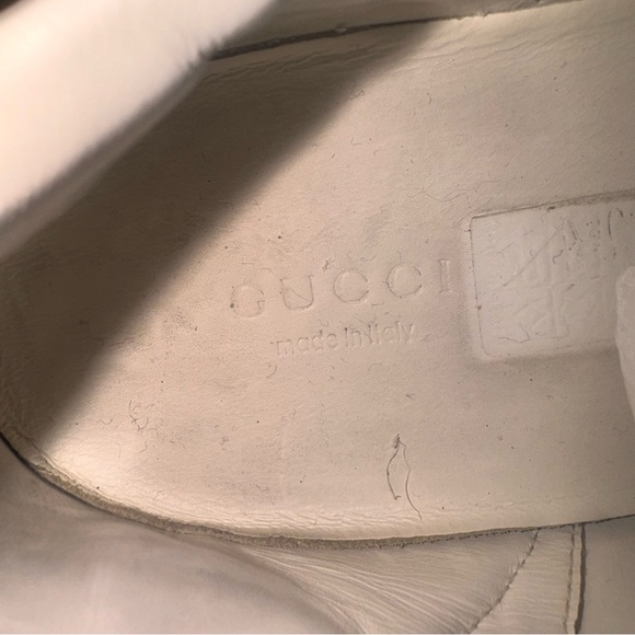 Women's Gucci Authentic Ace Sneaker with Bee US 6 /36 EU pre-owned - Picture 10 of 12